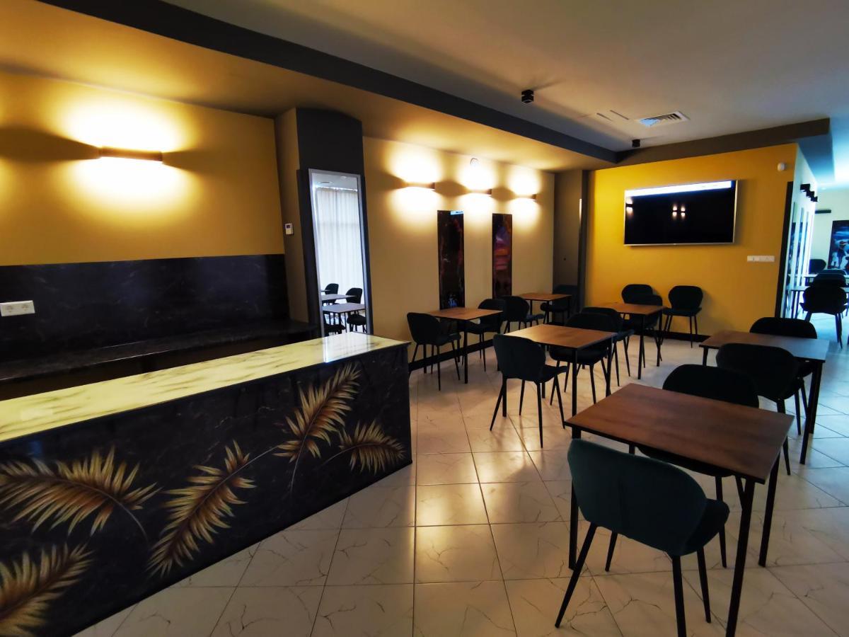 Stark Hotel Orhei Luaran gambar