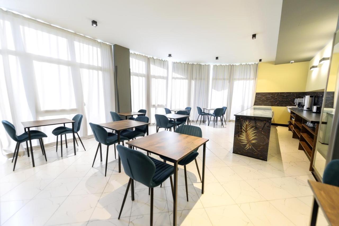 Stark Hotel Orhei Luaran gambar